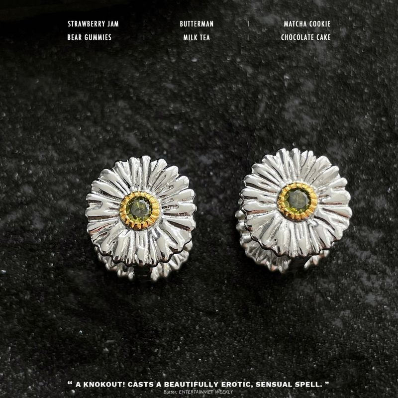 1 Paire Style Simple Marguerite Incruster Le Cuivre Strass Or Blanc Plaqué Des Boucles D'Oreilles