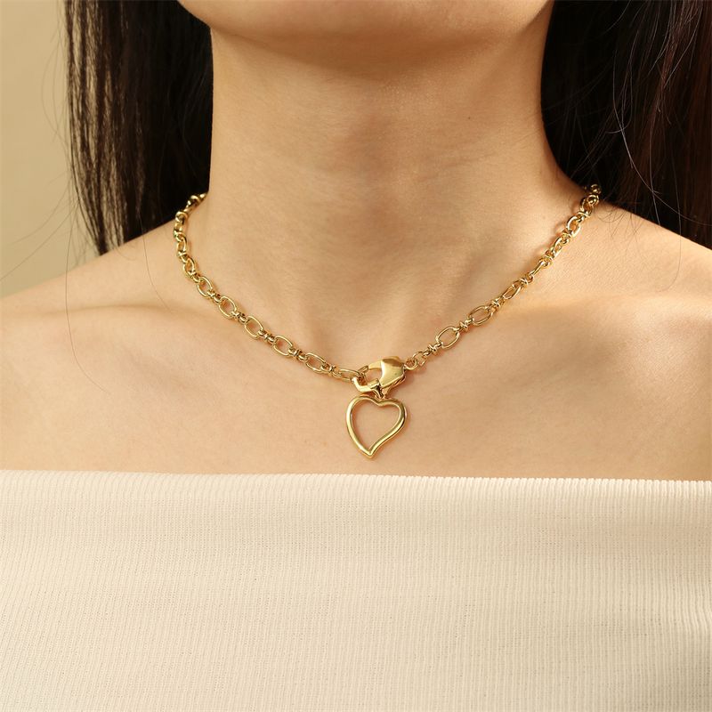 Kupfer 18 Karat Vergoldet Einfacher Stil Seestern Herzform Aushöhlen Halskette Mit Anhänger