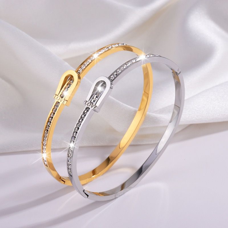 Hip-Hop Geometric Solid Color 304 Stainless Steel 18K Gold Plated Bangle In Bulk