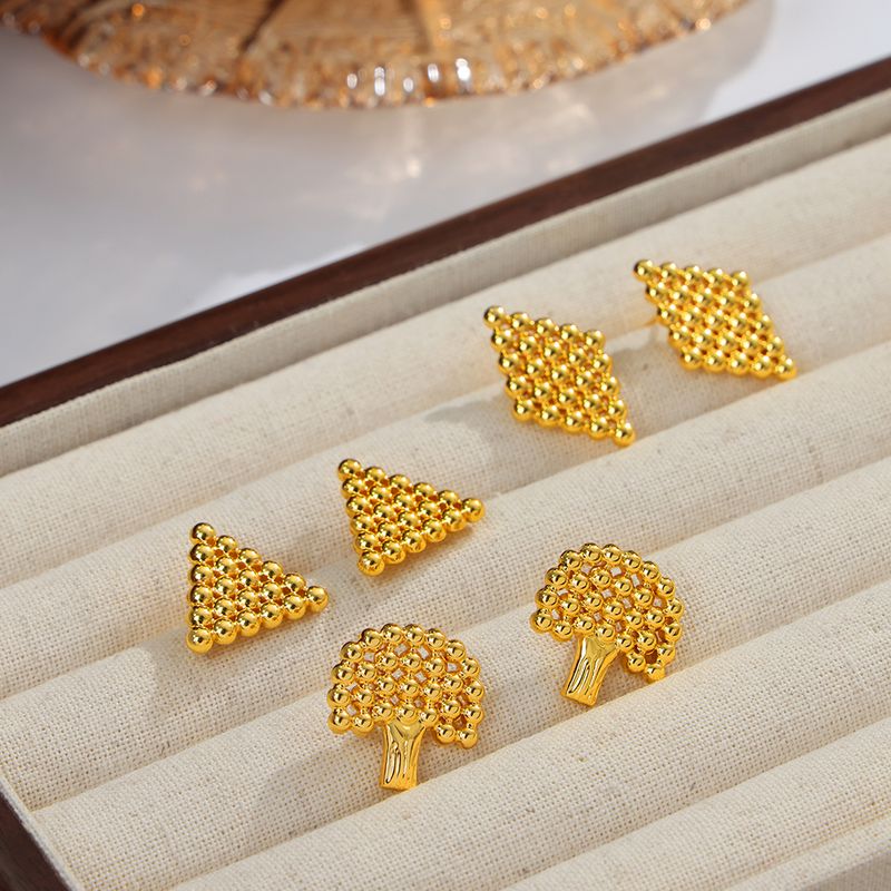 1 Par Casual Estilo Simple Triángulo Rombo Enchapado Acero Titanio Chapados en oro de 18k Pendientes