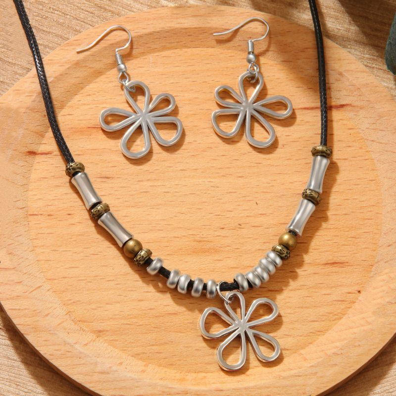 Simple Style Geometric Flower Pu Leather Alloy Plating Women's Jewelry Set