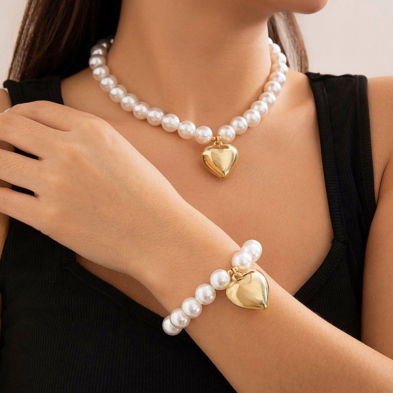 Exaggerated Fashion Heart Shape CCB Artificial Pearl Beaded Plating Women's Bracelets Necklace