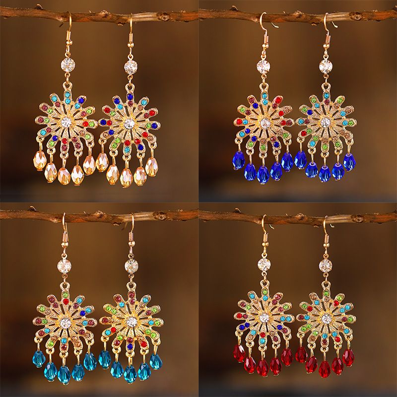 1 Pair Vintage Style Bohemian Water Droplets Petal Crystal Inlay Alloy Rhinestones Drop Earrings