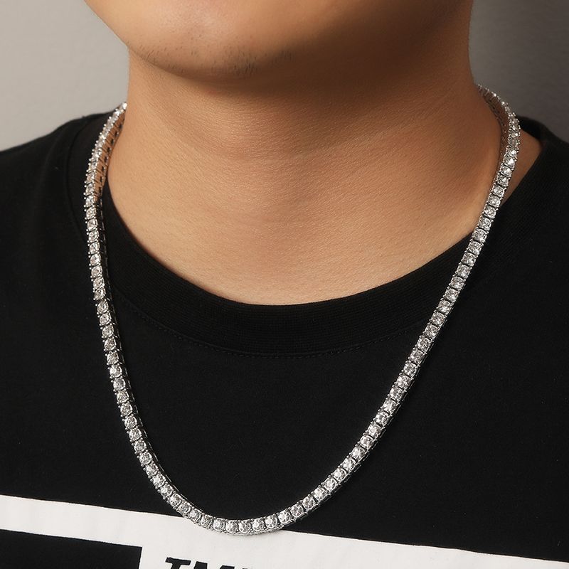Hip Hop Color Sólido Aleación De Zinc Embutido Diamantes De Imitación Unisexo Collar