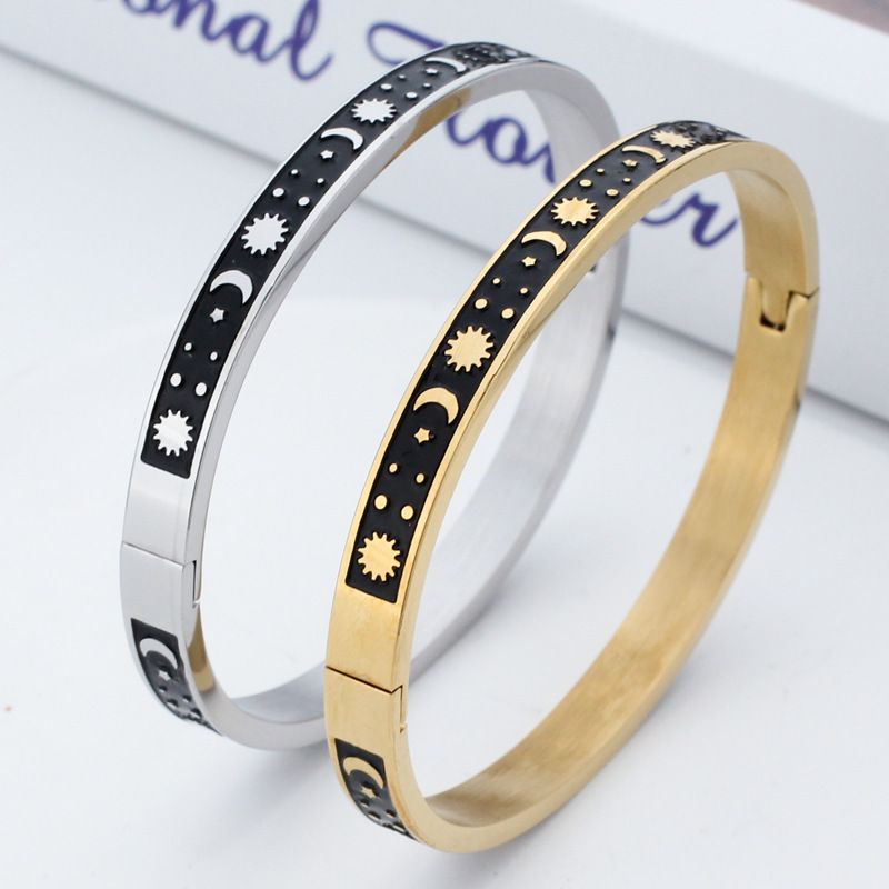 Stainless Steel 18K Gold Plated Rose Gold Plated Tropical Simple Style Roman Style Star Moon Bangle