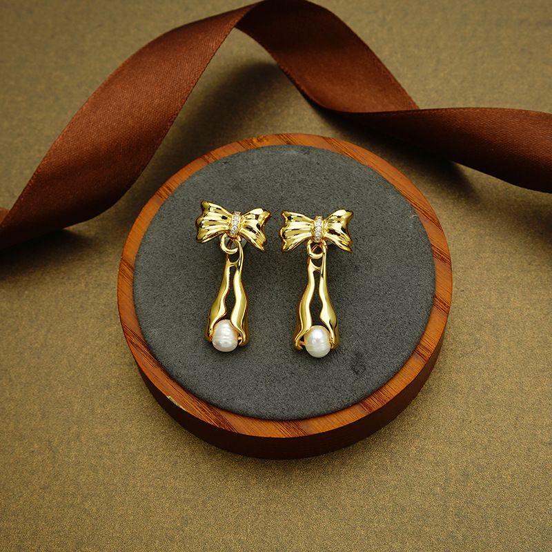 1 Paar Retro Bogenknoten Inlay Kupfer Perle Zirkon 18 Karat Vergoldet Tropfenohrringe