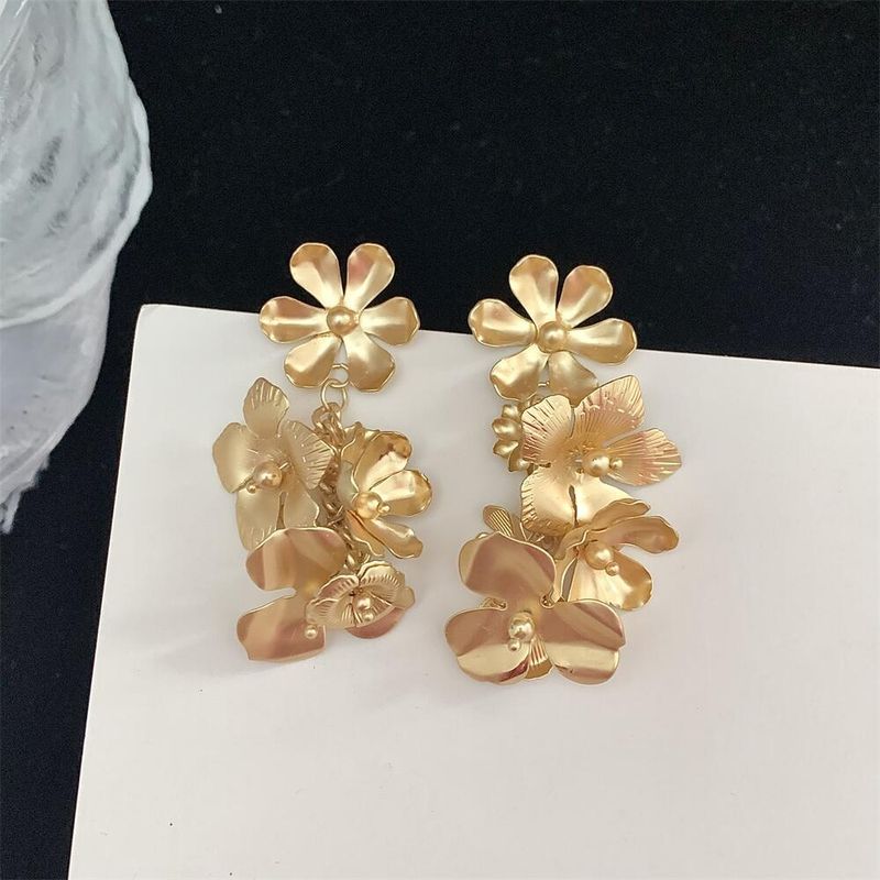 1 Paire Sucré Fleur Placage Métal Boucles D'oreilles