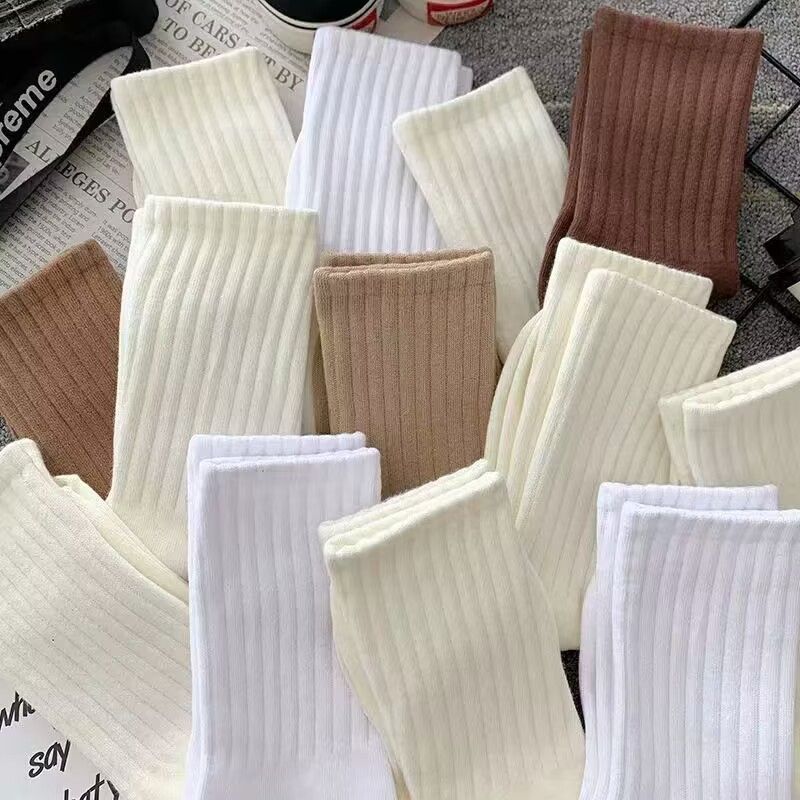 Femmes Style Simple Couleur Unie Polyester Jacquard Crew Socks Une Paire