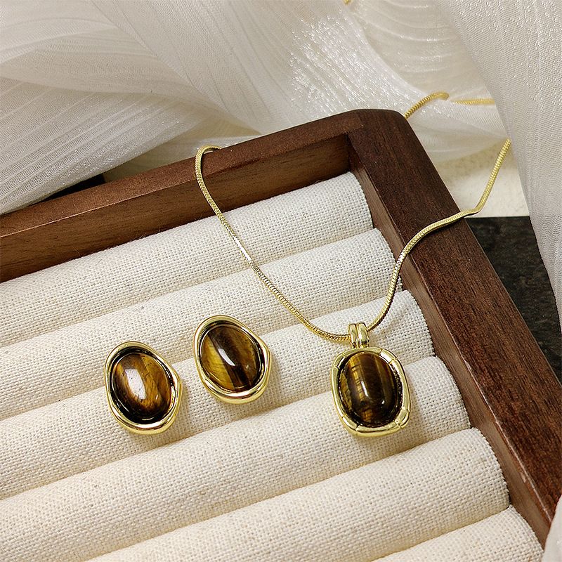 Elegant Retro Oval Legierung Überzug Inlay Opal Frau Ohrringe Halskette