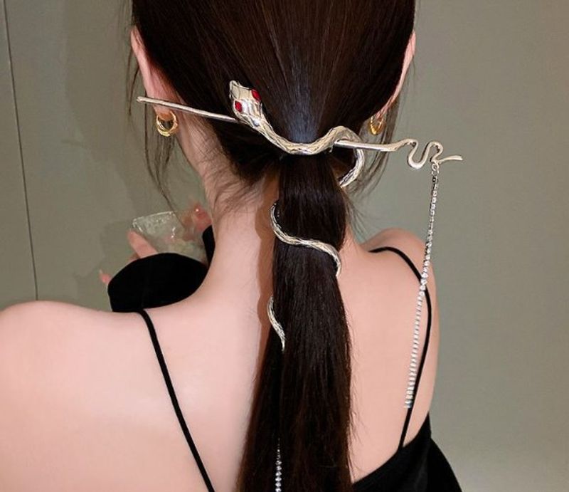 Women's Elegant Snake Alloy Plating Hairpin
