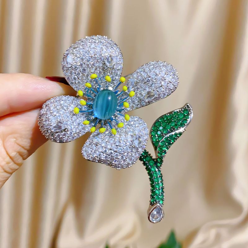 IG Style Shiny Leaf Flower Copper Plating Inlay Zircon Unisex Brooches
