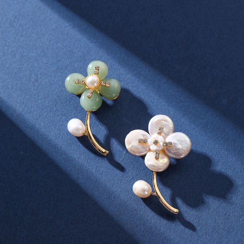 Elegant Flower Baroque Pearls Copper Women's Brooches