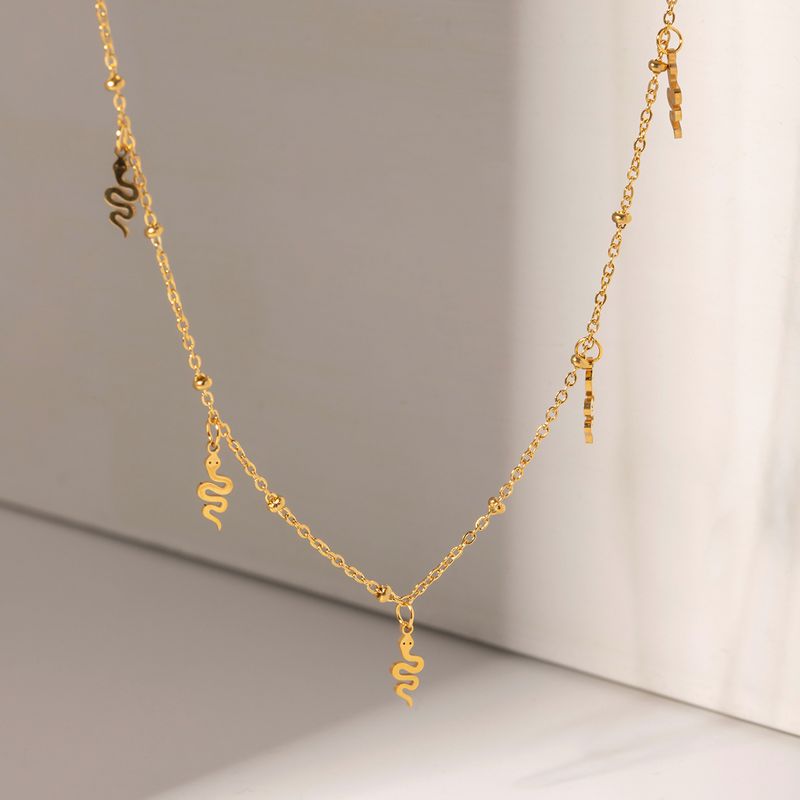 Acero Inoxidable Chapados en oro de 18k Estilo IG Serpiente Collar