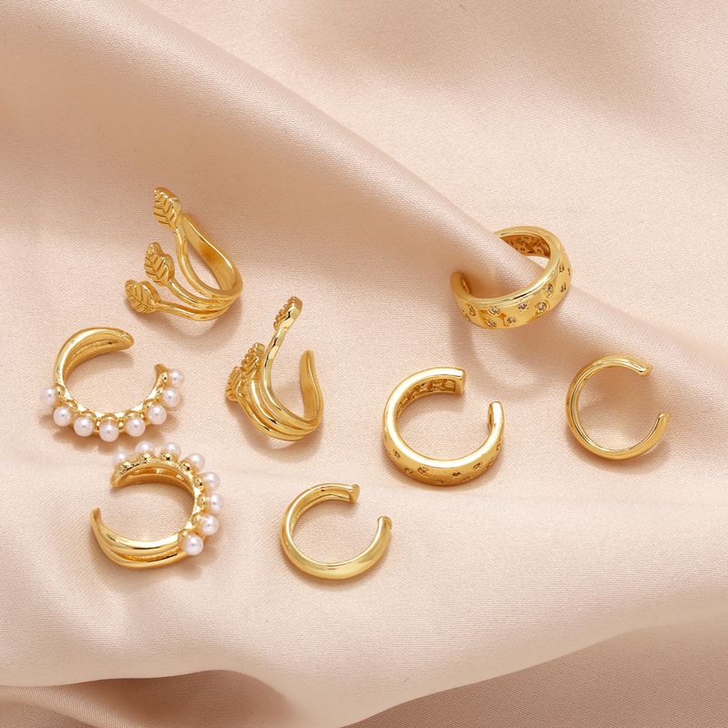 1 Pair Simple Style Irregular Geometric Leaves Inlay Copper Pearl Zircon 18K Gold Plated Ear Cuffs