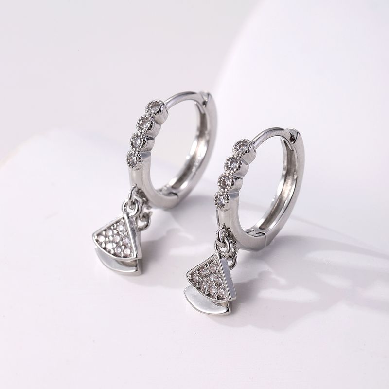 1 Pair Elegant Solid Color Sector Steel Zircon White Gold Plated Drop Earrings