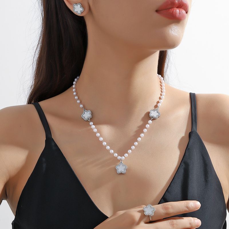 Básico Hoja Metal Embutido Diamantes De Imitación Mujeres Conjunto De Joyas