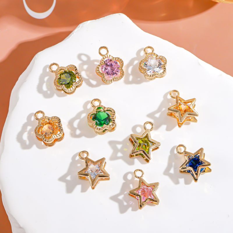 50 PCS/Package 15 * 19mm Metal Zircon 14K Gold Plated Star Flower Polished Pendant