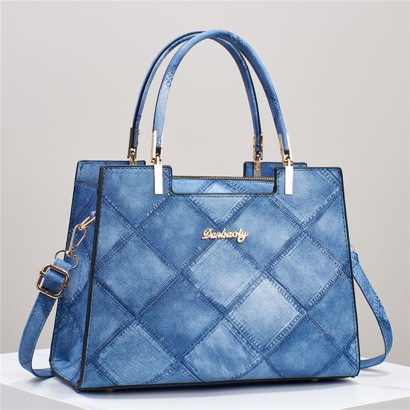 Women's Medium Pu Leather Argyle Classic Style Zipper Handbag