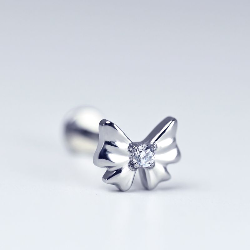 1 Piece Lip Rings Elegant Luxurious Shiny Starfish Butterfly Pure Titanium Inlay Zircon Lip Rings