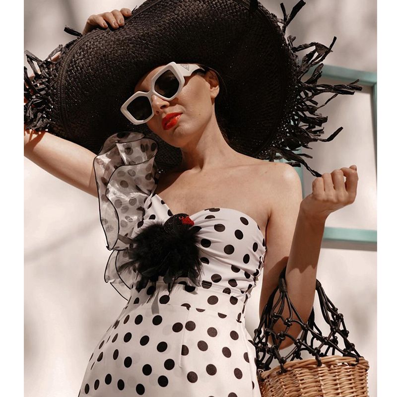 Women's Retro Vacation French Style Polka Dots Flowers Hollow Out One Piece Swimwear