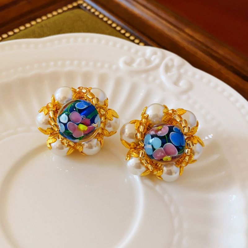 1 Pair Vintage Style Flower Imitation Pearl Alloy Glass Ear Studs