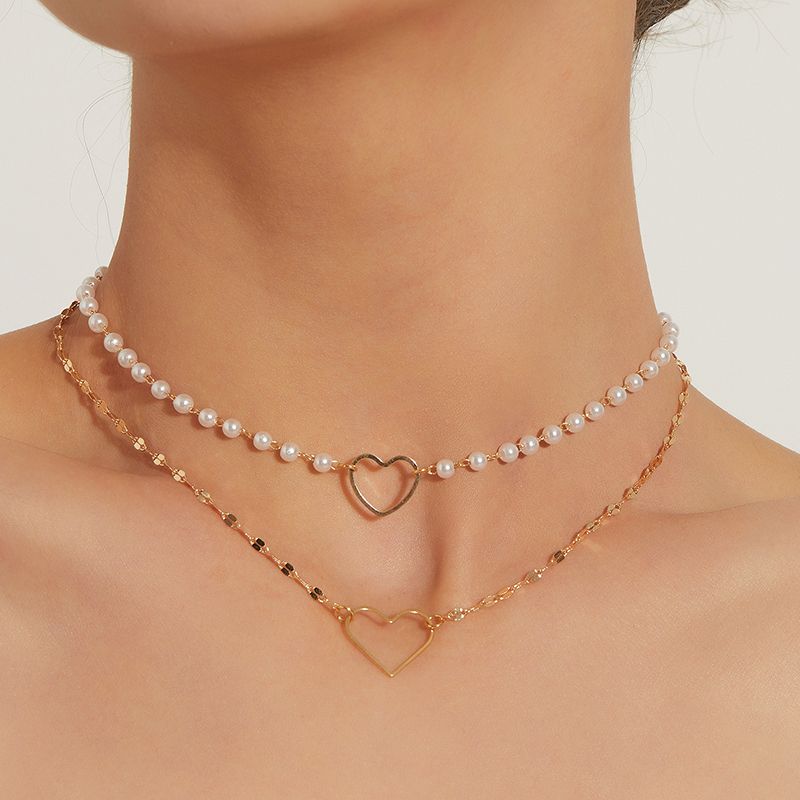 Elegant Einfacher Stil Herzform Legierung Kunststoff Frau Doppellagige Halsketten