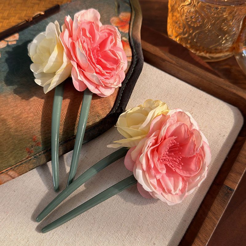 Women's Elegant Romantic Flower Cloth Resin Flowers Hairpin