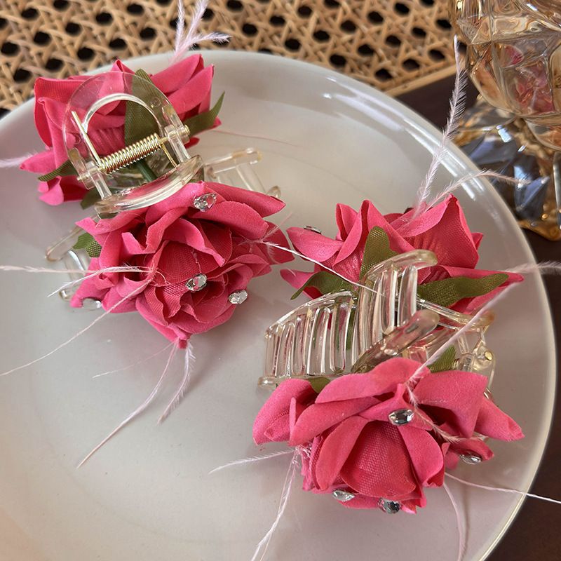 Women's Elegant Vacation Romantic Flower Arylic Cloth Flowers Hair Clip
