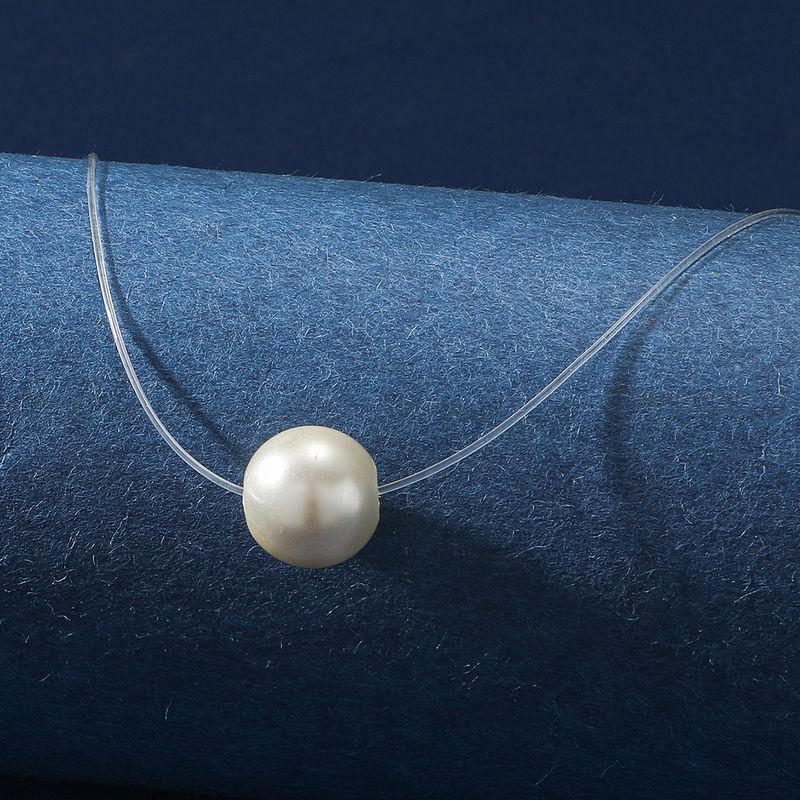 Einfacher Stil Einfarbig Künstliche Perle Harz Frau Halskette