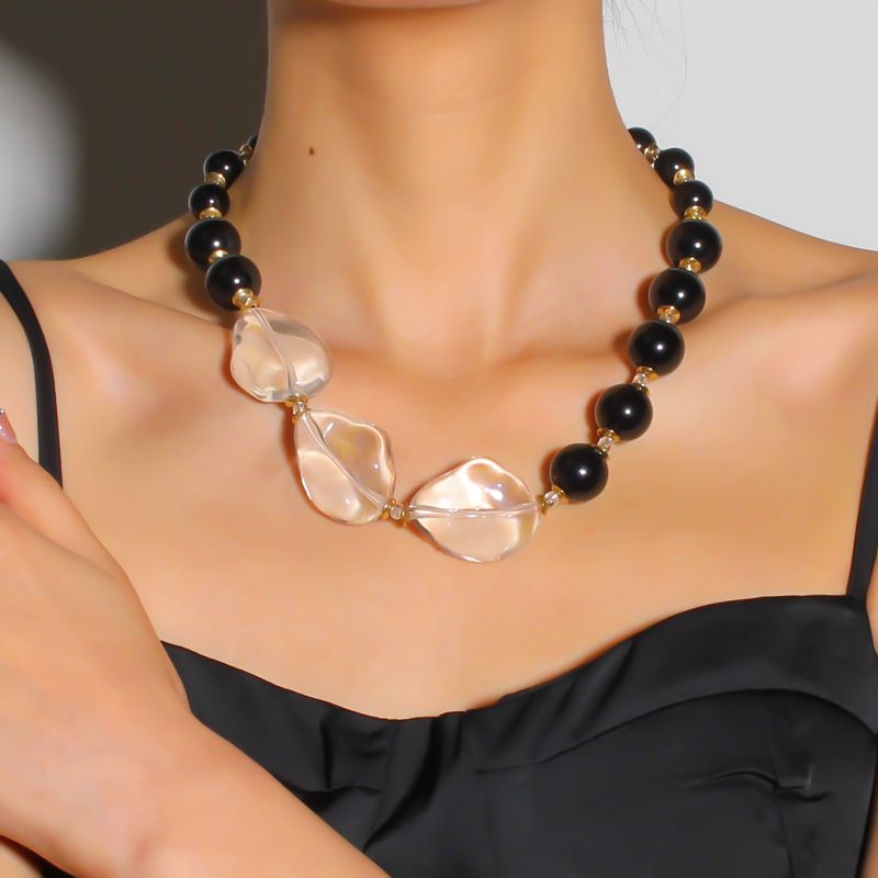 Rétro Exagéré Bloc De Couleur Plastique Résine Irrégulière Femmes Collier