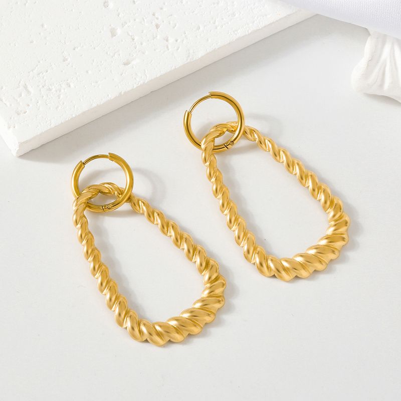 1 Paire Dame Style Moderne Ovale Tourner Placage Acier Inoxydable 304 Plaqué Or 18K Boucles D'oreilles