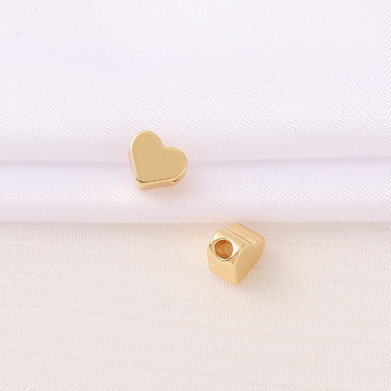 1 Piece 7 * 6mm 2MM Copper 18K Gold Plated Heart Shape Polished Beads