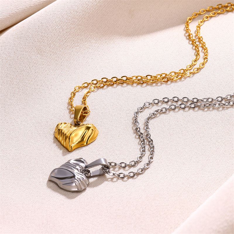 304 Stainless Steel 18K Gold Plated Simple Style Plating Heart Shape Shell Pendant Necklace