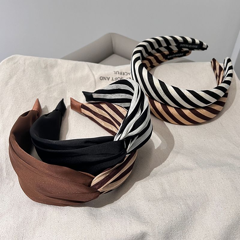 Women's Elegant Modern Style Stripe Knot Cloth Metal Printing Hair Band