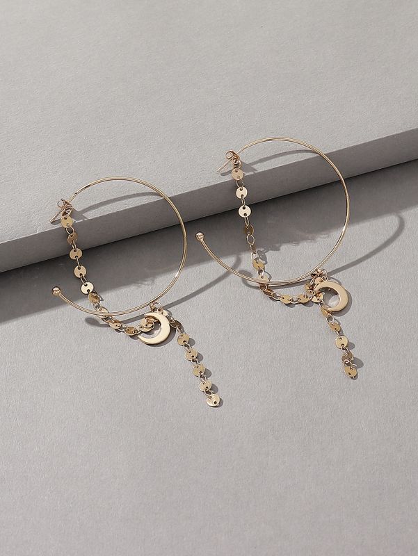 1 Pair Simple Style Classic Style Moon Tassel Alloy Hoop Earrings