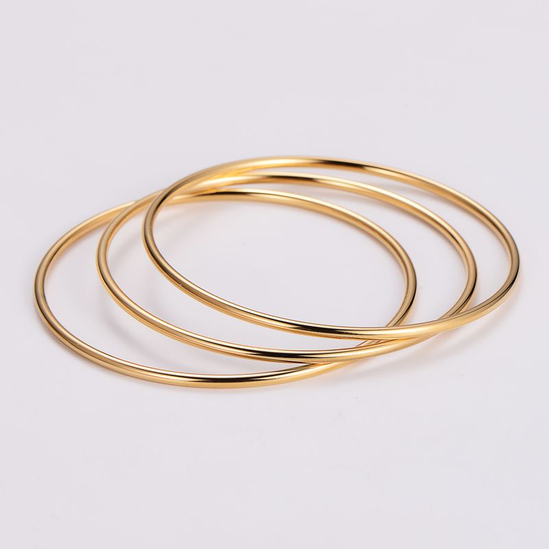Elegant Simple Style Solid Color 304 Stainless Steel 18K Gold Plated Bangle In Bulk