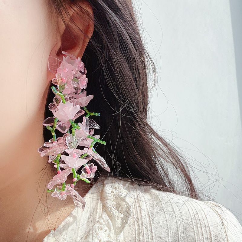 1 Pair Simple Style Classic Style Flower Beaded Glass Drop Earrings