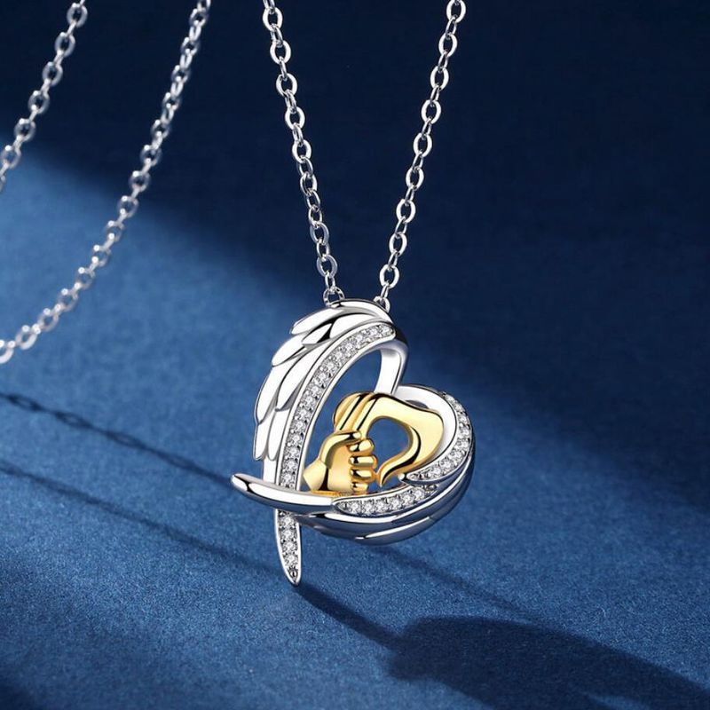 Venta Al Por Mayor Elegante Estilo Moderno Forma De Corazón Cobre Asimétrico Metal Embutido Chapado En Oro Plateado Circón Collar Colgante