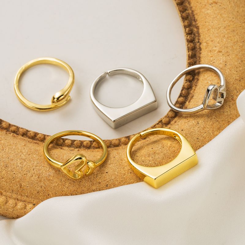 Großhandel IG-Stil Einfacher Stil Herzform Einfarbig Schlange Kupfer 18 Karat Vergoldet Offener Ring