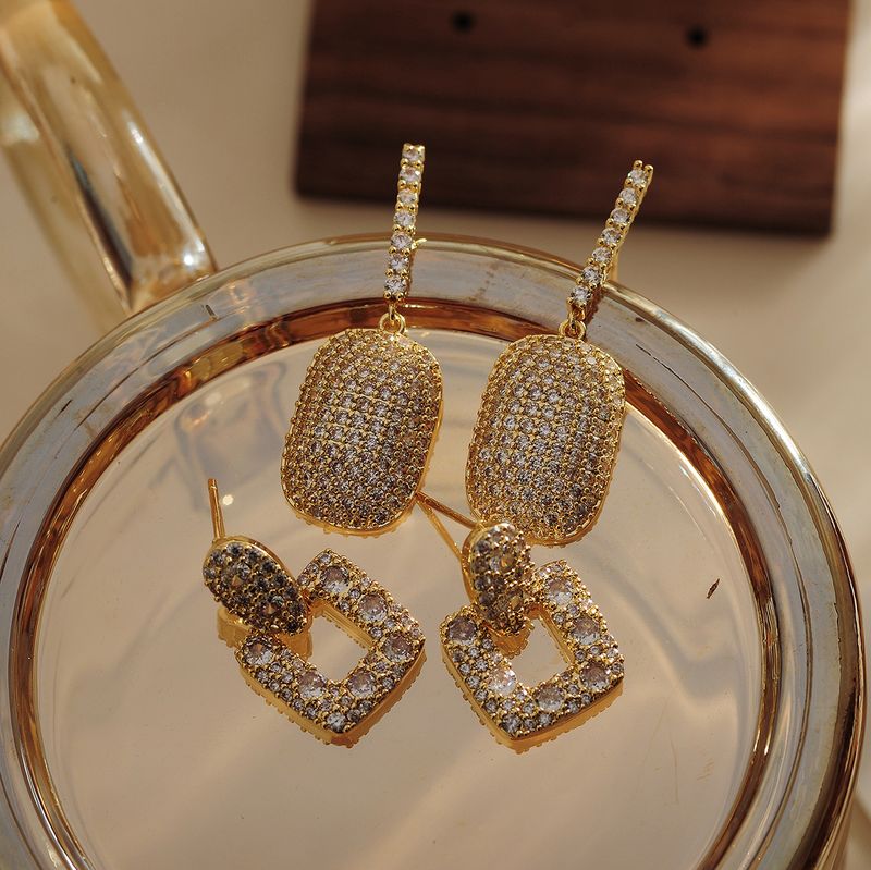 1 Par Elegante Rectángulo Embutido Cobre Cristal Circón Chapados en oro de 18k Pendientes De Gota