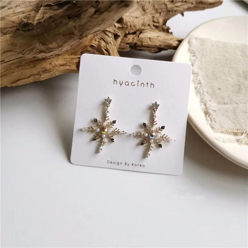 1 Pair Exaggerated Simple Style Snowflake Plating Inlay Copper Pearl 18K Gold Plated Drop Earrings