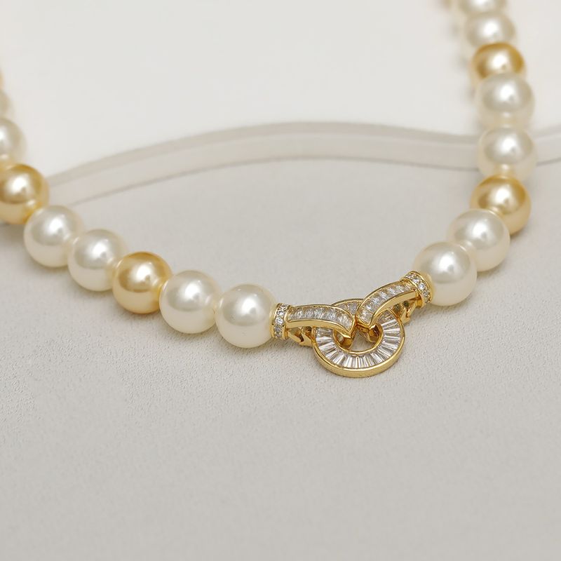 Einfacher Stil Klassischer Stil Runden Ball Künstliche Perle Kupfer Frau Halskette