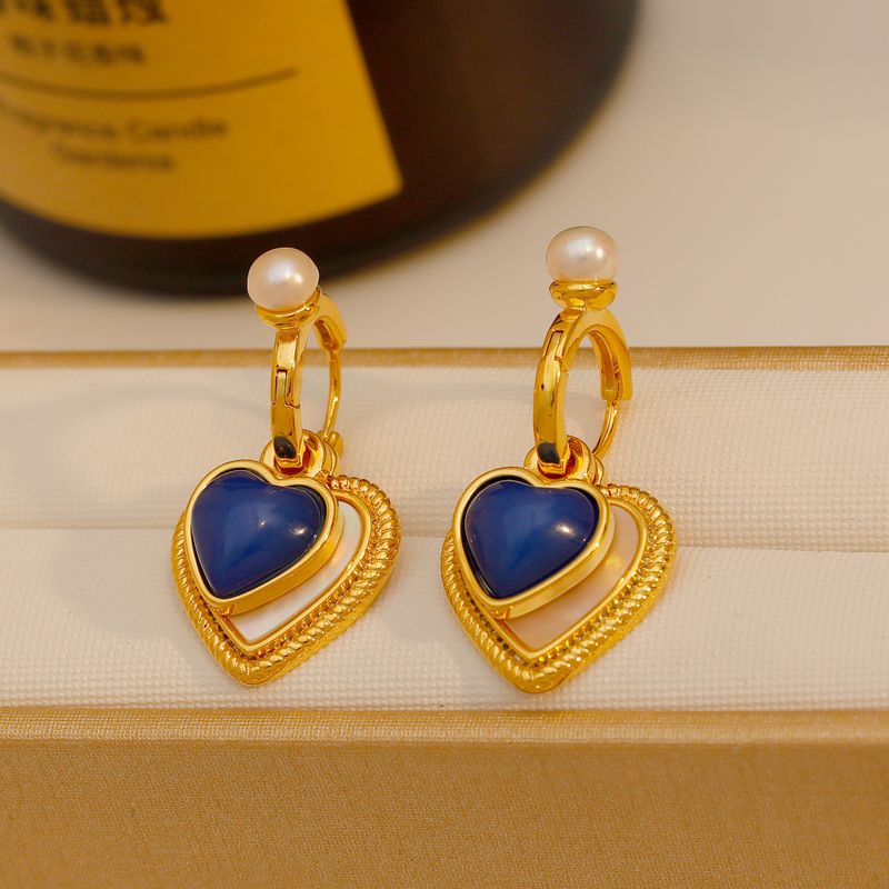 1 Paire Rétro Forme De Cœur Placage Le Cuivre Plaqué Or 18K Boucles D'oreilles