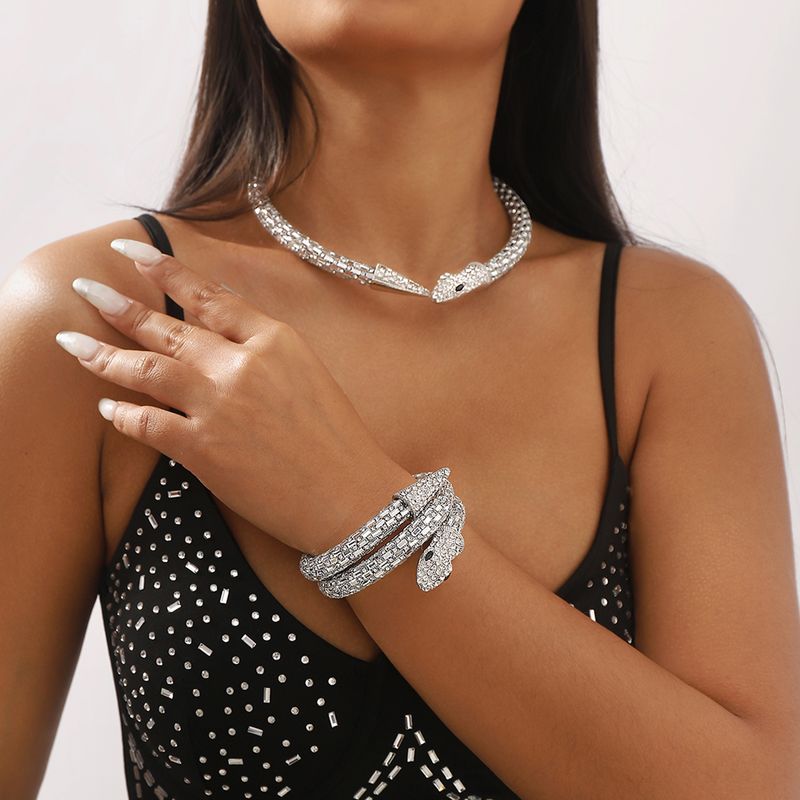 Estilo De Moda Brillante Serpiente Aleación Diamante De Imitación Enchapado Mujeres Pulsera Aretes Collar