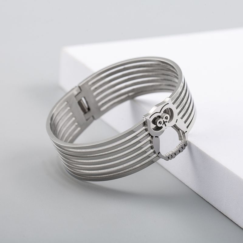 304 Stainless Steel Exaggerated Modern Style Cool Style Polishing Hollow Out Owl Wide Bracelet