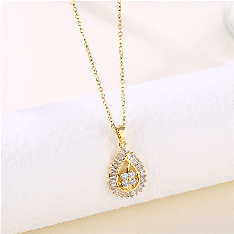 201 Stainless Steel Brass 18K Gold Plated Elegant Modern Style Classic Style Plating Inlay Four Leaf Clover Tree Water Droplets Zircon Pendant Necklace