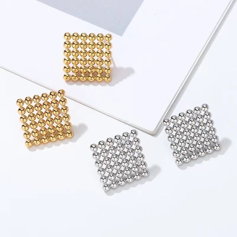 1 Pair Classical Argyle 201 Stainless Steel Gold Plated Ear Studs