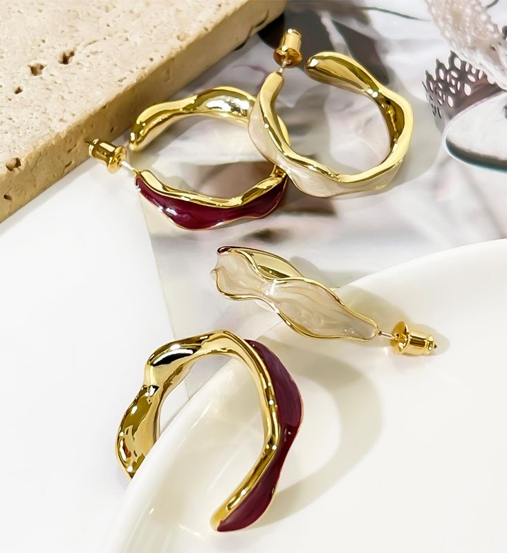 1 Pair Luxurious Simple Style Color Block Enamel Plating Copper 14K Gold Plated Earrings