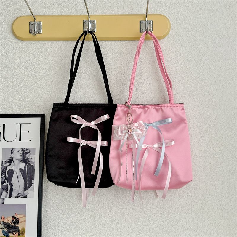 Women's Medium Cloth Solid Color Bow Knot Streetwear Square Buckle Tote Bag