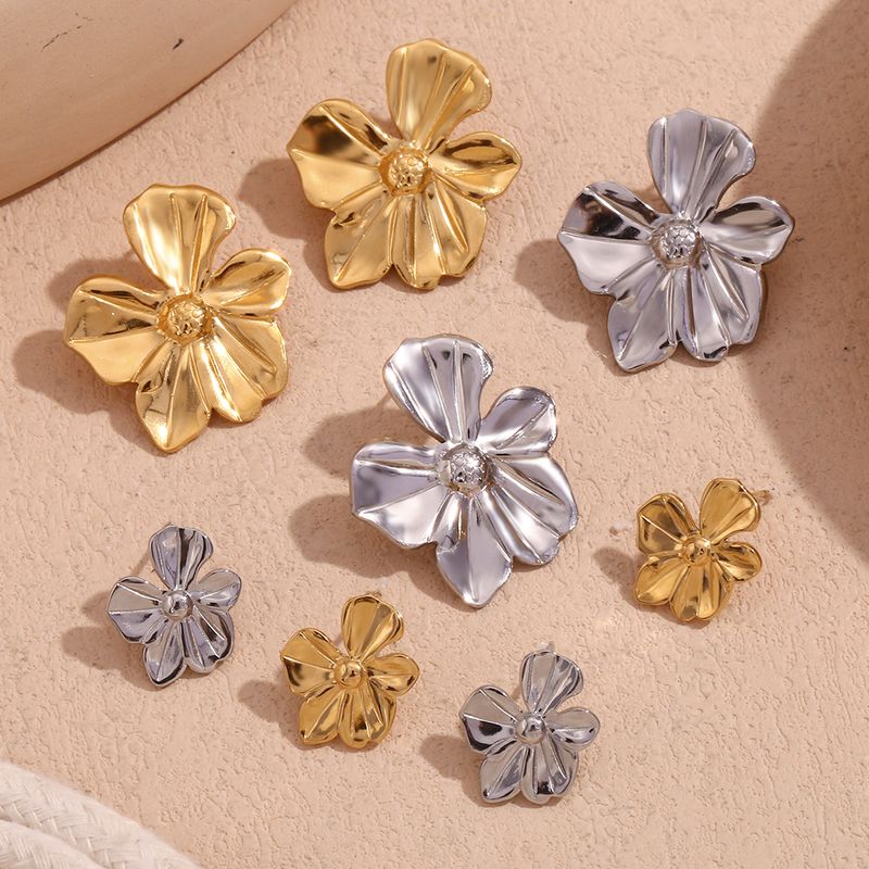 1 Pair Classic Style Flower 304 Stainless Steel 18K Gold Plated Ear Studs